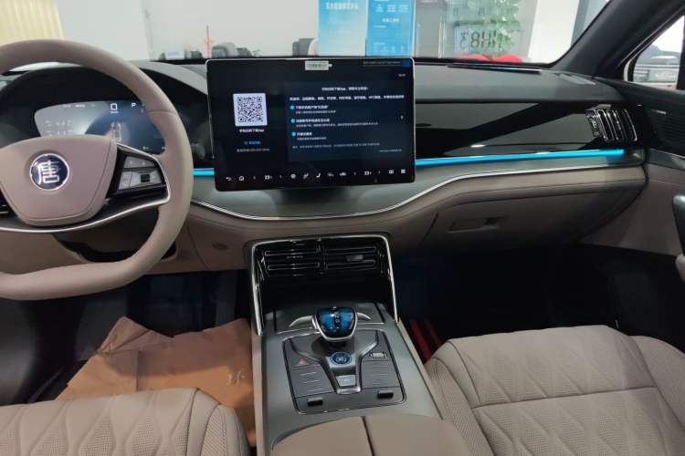 Used BYD Tang New Energy 2025 Intelligent Driving Version DM-i 115KM Prestige Edition
