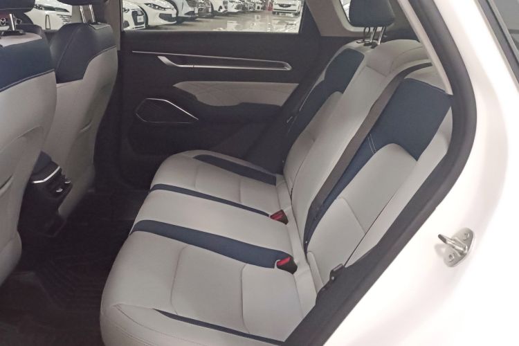 Used Geely Auto Emgrand 2022 4th Generation 1.5L CVT Flagship Model
