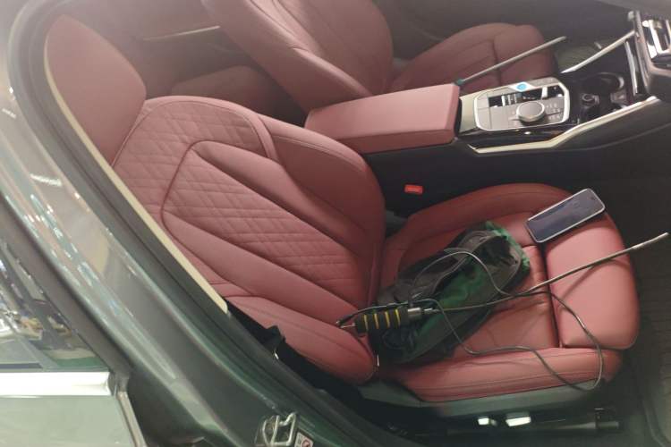 Used BMW i3 2022 eDrive 35 L
