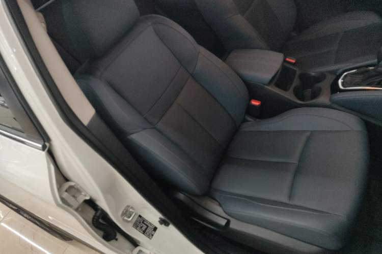 Used Nissan Qashqai 2025 Facelifted Honor 2.0L CVT XV Genuine Edition
