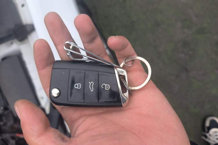 Used Volkswagen Golf 2016 230TSI Automatic Comfort Version
