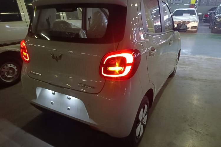 Used Wuling Hongguang MINIEV 2025 Four-Door Version Advanced Edition