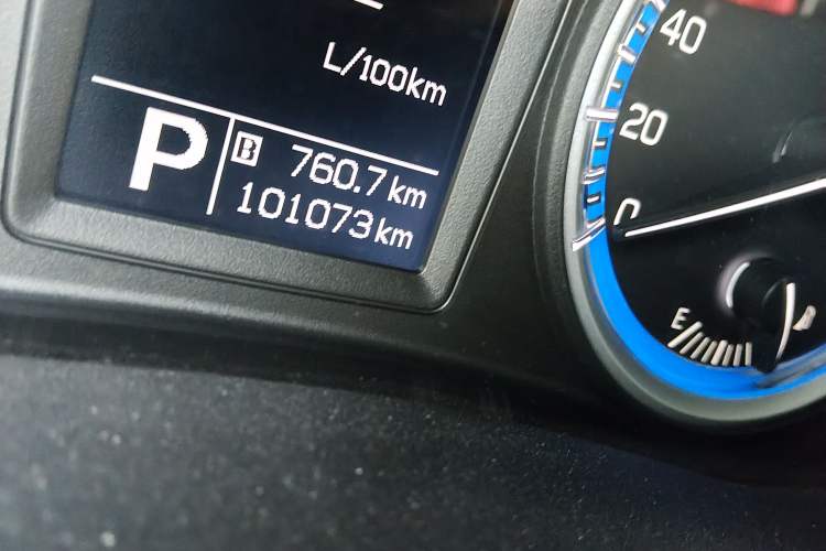 Used Suzuki S-Cross 2015 1.6L CVT Two-Wheel Drive Entry-Level Trim
