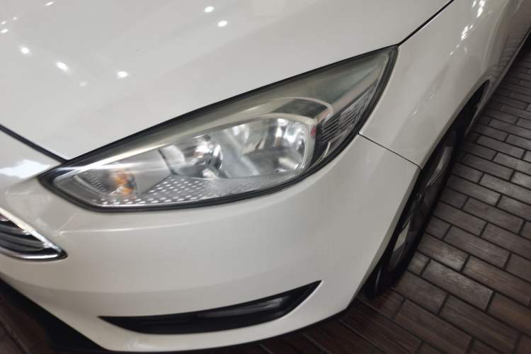 Used Ford Focus 2017 Sedan 1.6L Automatic Comfort Plus SmartDrive Edition