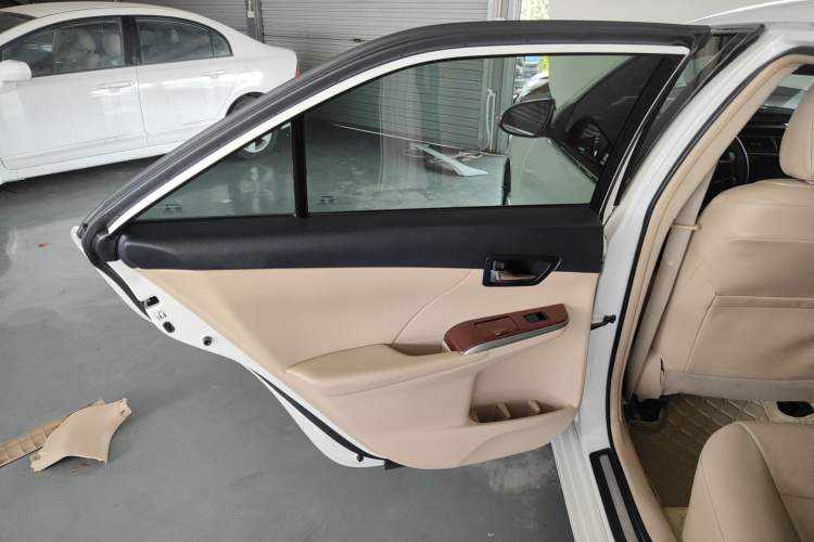 Used Toyota Camry 2012 2.5G Luxury Edition
