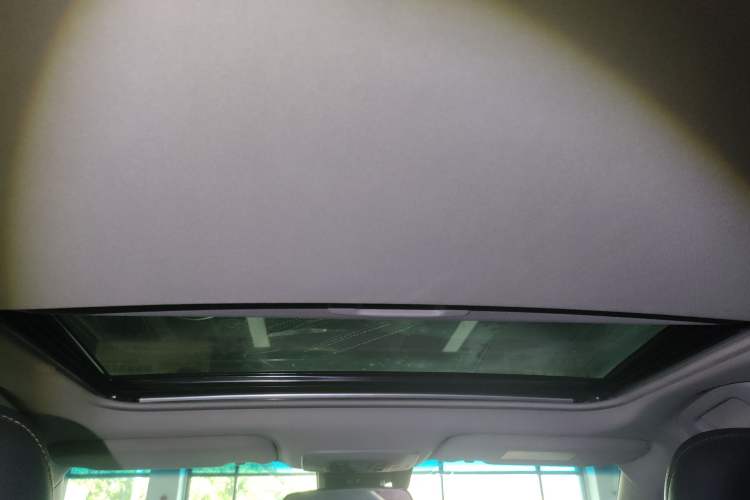 Used Toyota Camry 2021 2.0G Luxury Edition
