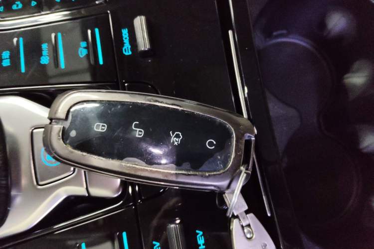 Used Denza D9 2024 DM-i 980 Four-Wheel Drive Prestige Model