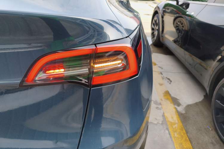 Used Tesla Model Y 2022 Rear-Wheel-Drive Version
