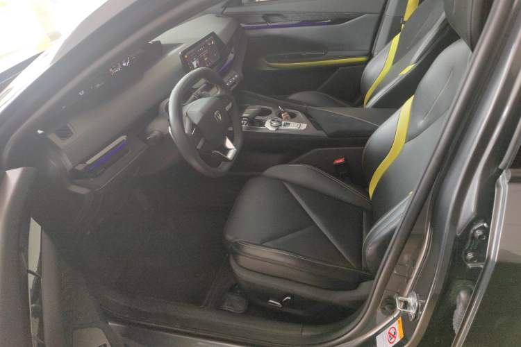 Used Changan UNI-V 2022 1.5T Sport Edition
