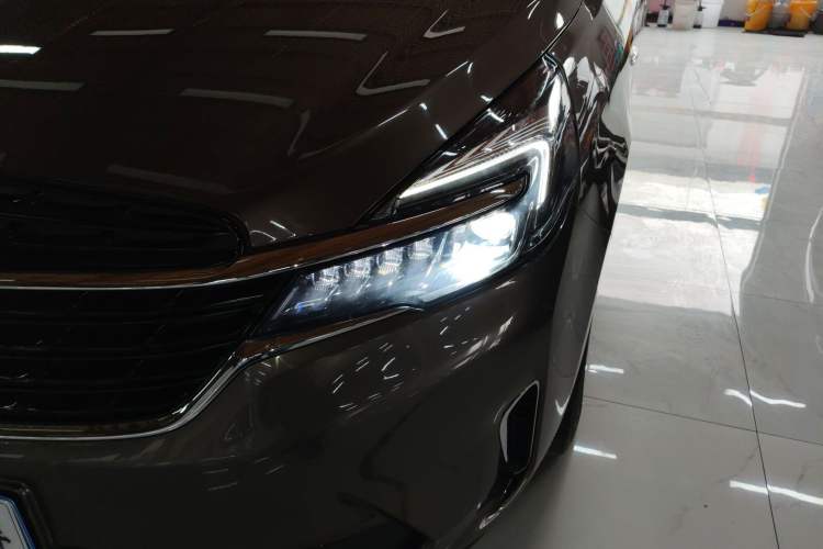 Used Buick GL8 2022 Land Business Class 652T Luxury Model