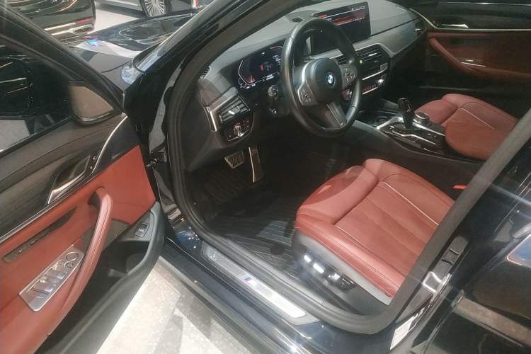 Used BMW 5 Series 2022 Revised Version 3 530Li Luxury Edition M Sport Package