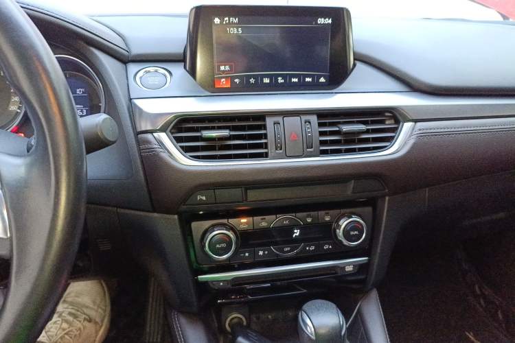 Used Mazda Atenza 2017 2.0L Blue Sky Luxury Edition