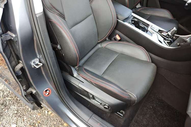 Used Lynk & Co 01 2019 2.0T Two-Wheel Drive Zhaopu Version China VI Standard
