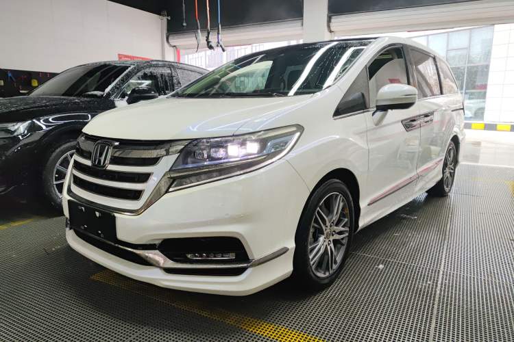 Used Honda Elysion 2019 2.0L Hybrid Supreme Edition