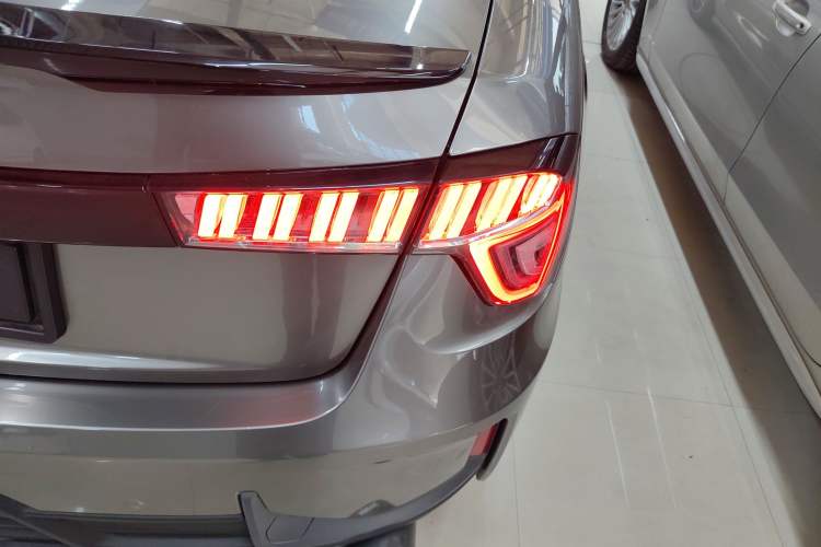 Used Lynk & Co 03 2022 2.0TD DCT JingPro
