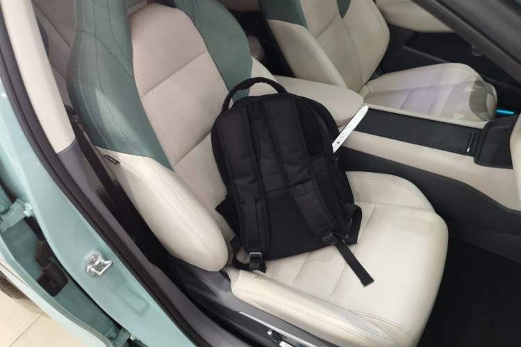 Used Lynk & Co 06 EM-P 2023 EM-P 126 Long-Range Halo
