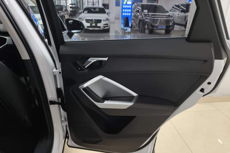 Used Audi Q3 2019 35 TFSI Advanced Style Edition
