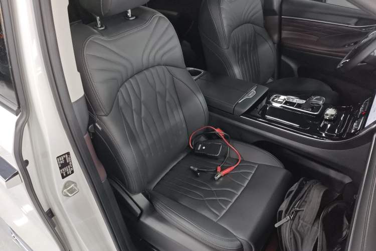 Used GAC Trumpchi M8 2024 Master Series 400T Prestige Edition
