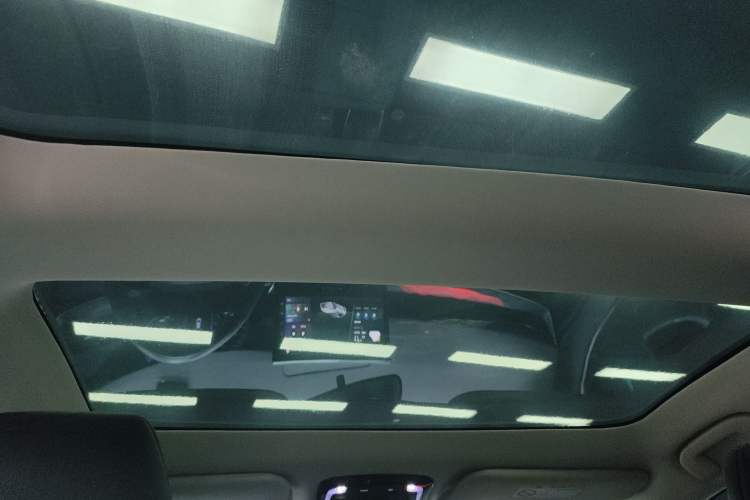 Used Toyota Camry 2024 Dual-Motor 2.0 HG Premium Edition