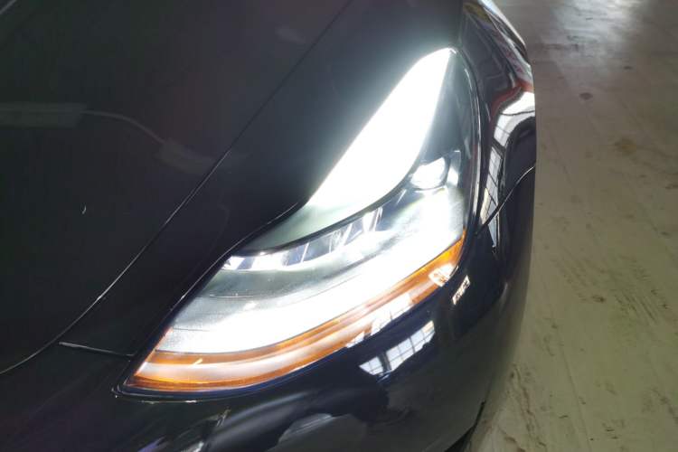 Used Tesla Model 3 2022 Rear-Wheel-Drive Version
