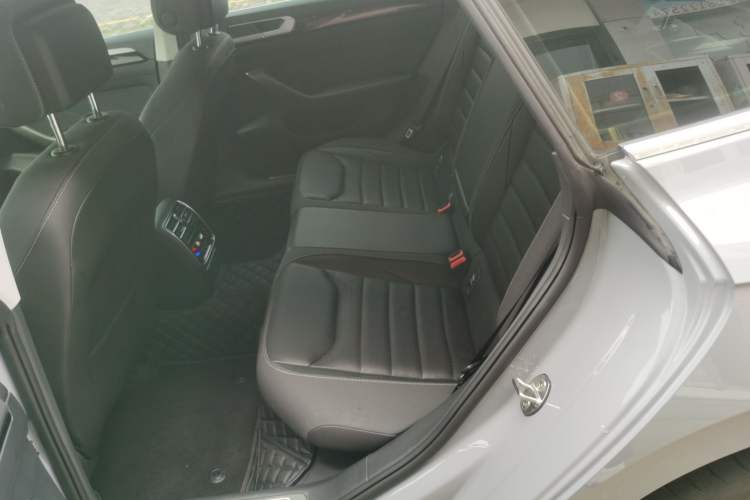 Used Volkswagen FAW-Volkswagen CC 2024 380TSI Striking Edition
