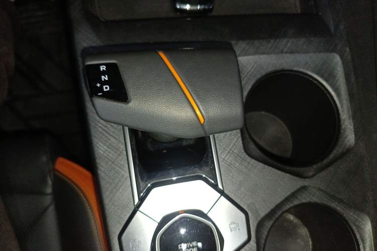 Used Changan UNI-V 2023 1.5T Prestige Model
