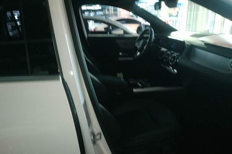 Used Mercedes-Benz GLA 2023 Facelifted GLA 200