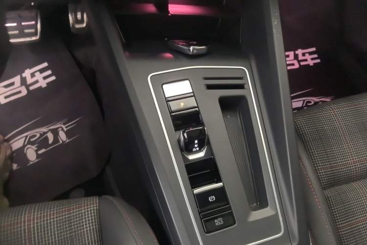 Used Volkswagen Golf GTI 2021 Facelift 380TSI DSG GTI
