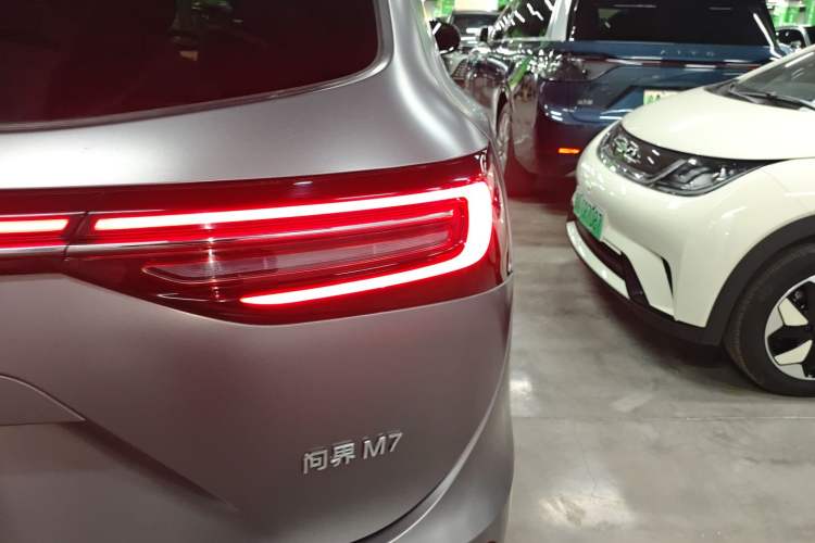 Used Hima AITO M7 2022 1.5T Four-Wheel Drive Luxury Edition