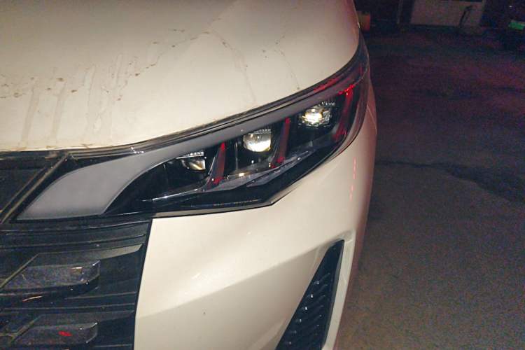 Used GAC Trumpchi M6 2021 270T DCT Elite Edition (7-seater)
