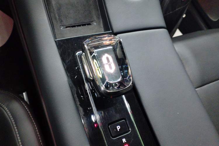 Used Hima AITO M5 2022 Extended-Range Four-Wheel Drive Flagship Edition
