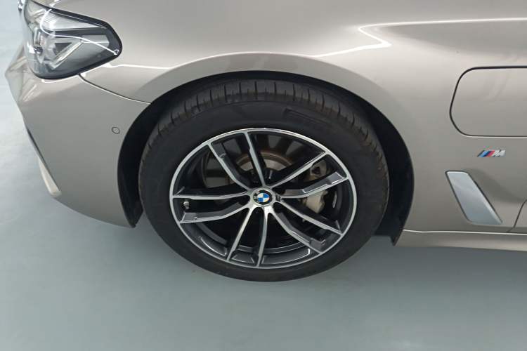 Used BMW 5 Series New Energy 2021 535Le Pioneer Edition M Sport Package
