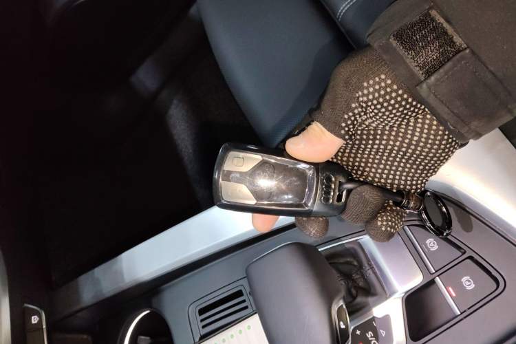 Used Audi A4L 2024 40 TFSI Fashion Dynamic Model
