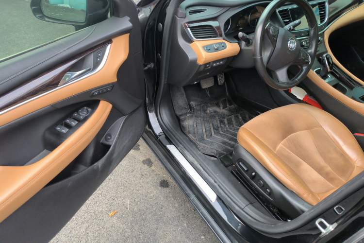 Used Buick LaCrosse 2016 20T Luxury Model
