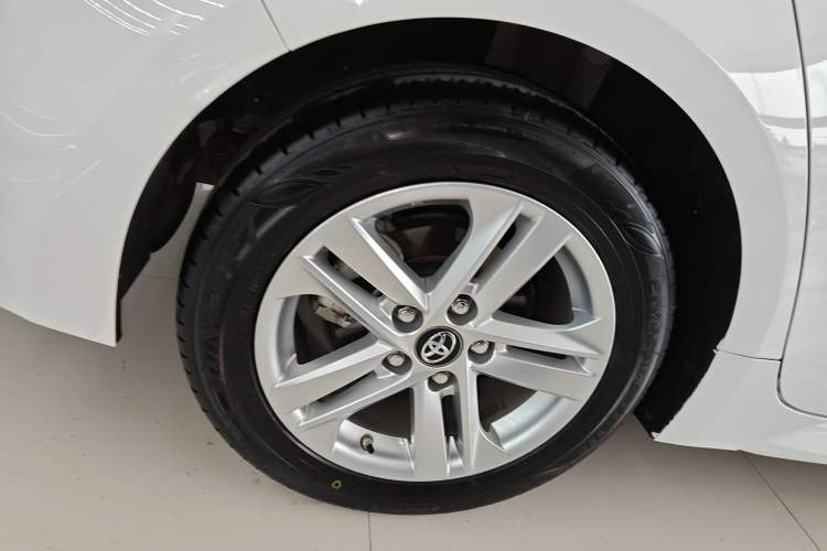 Used Toyota Levin 2022 Facelift TNGA 1.5L CVT Progressive Edition
