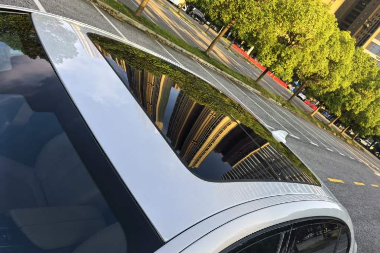 Used BMW 5 Series 2019 530Li Leading Model M Sport Package
