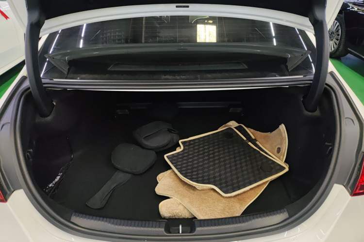 Used Mercedes-Benz C-Class 2023 Restyled C 260 L Sport Edition
