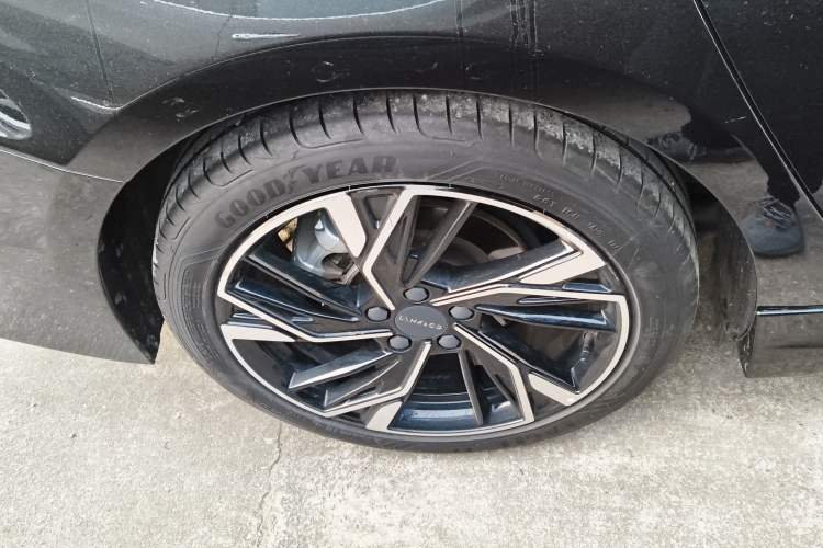 Used Lynk & Co 03 2023 2.0TD DCT JingPro
