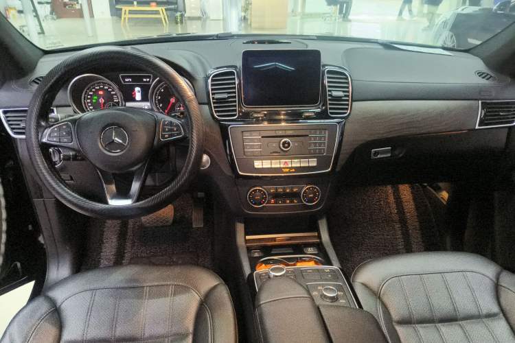 Used Mercedes-Benz GLE 2018 GLE 400 4MATIC Exclusive Edition