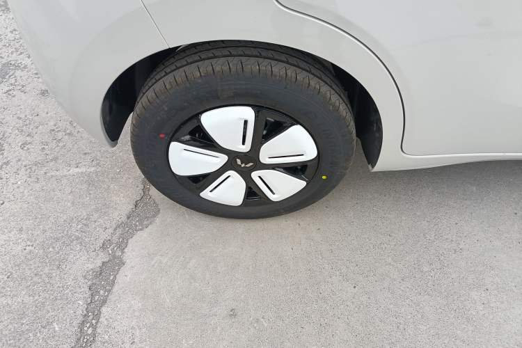 Used Wuling Hongguang MINIEV 2025 Four-Door Version Advanced Edition