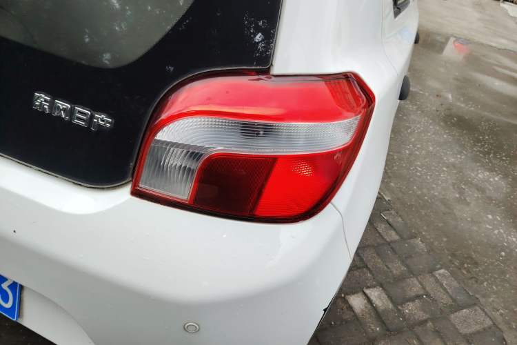 Used Venucia R30 2014 1.2L Manual Enjoyment Edition
