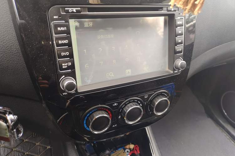 Used FORTHING Joyear X5 2013 1.6L Manual Luxury Model China IV Standard