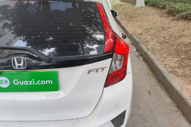 Used Honda Fit 2014 1.5L LX CVT Comfort Model
