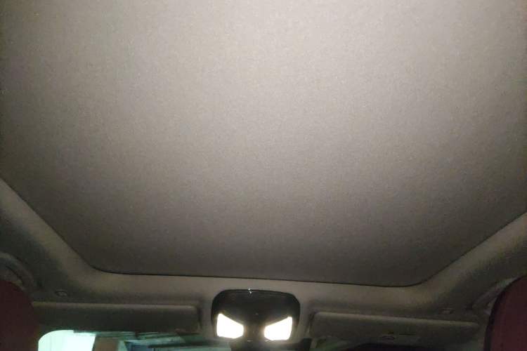 TDK.VehicleDetails.img