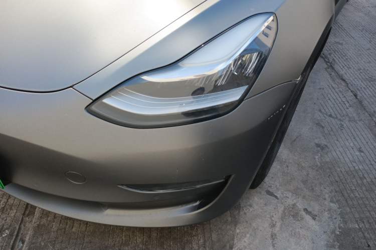 Used Tesla Model 3 2019 Long-Range All-Wheel-Drive Version
