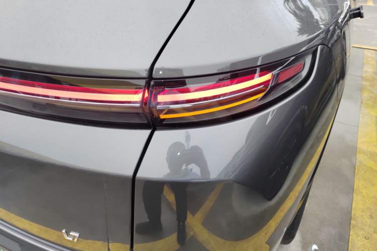 Used Li Auto L7 2023 Pro Model
