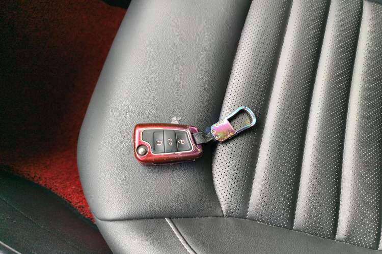 Used Volkswagen Lamando 2019 280TSI DSG Comfort Edition China VI standard
