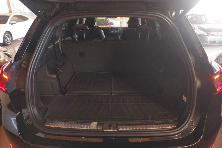 Used Nio ES8 2020 450 km Range 7-Seater Version