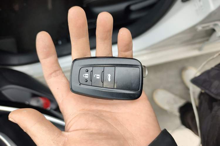 Used Toyota Corolla 2021 Dual-Motor 1.8L E-CVT Elite Edition