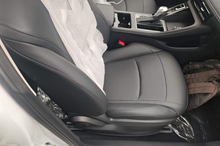 Used Roewe i5 2023 1.5L CVT Luxury Edition
